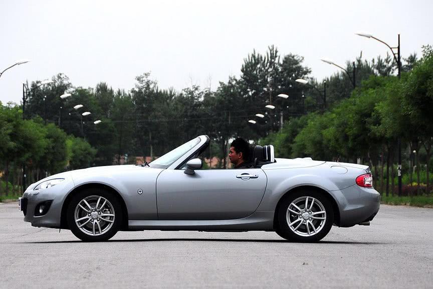 {老虎機}(可以自动敞篷的车有哪些车) {老虎機}(可以自动敞篷的车有哪些车)